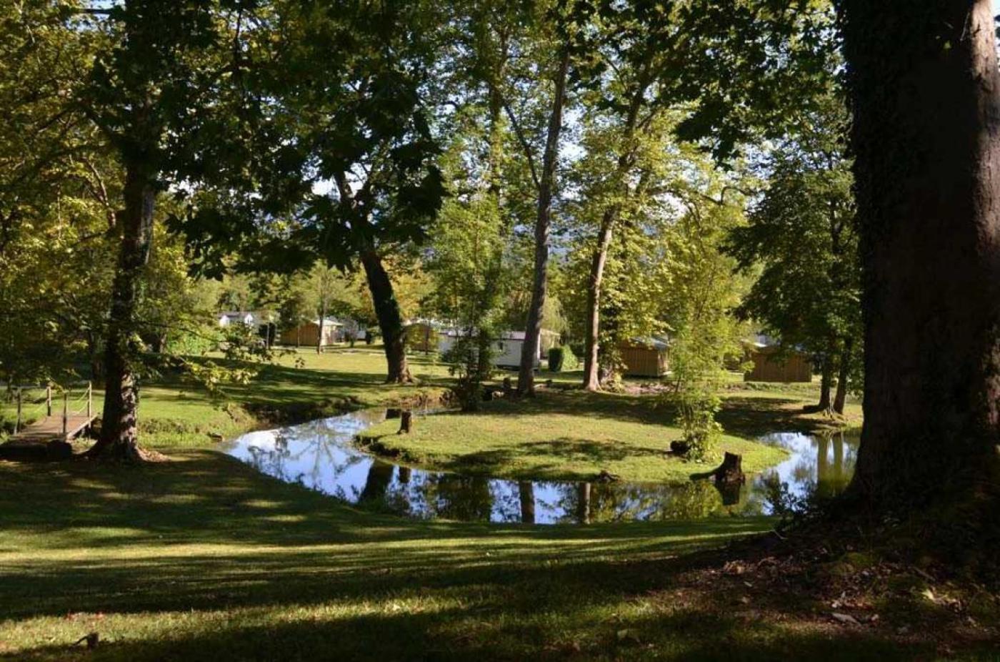 Camping - Piscine - Ccbaieb Montjoie-en-Couserans Extérieur photo