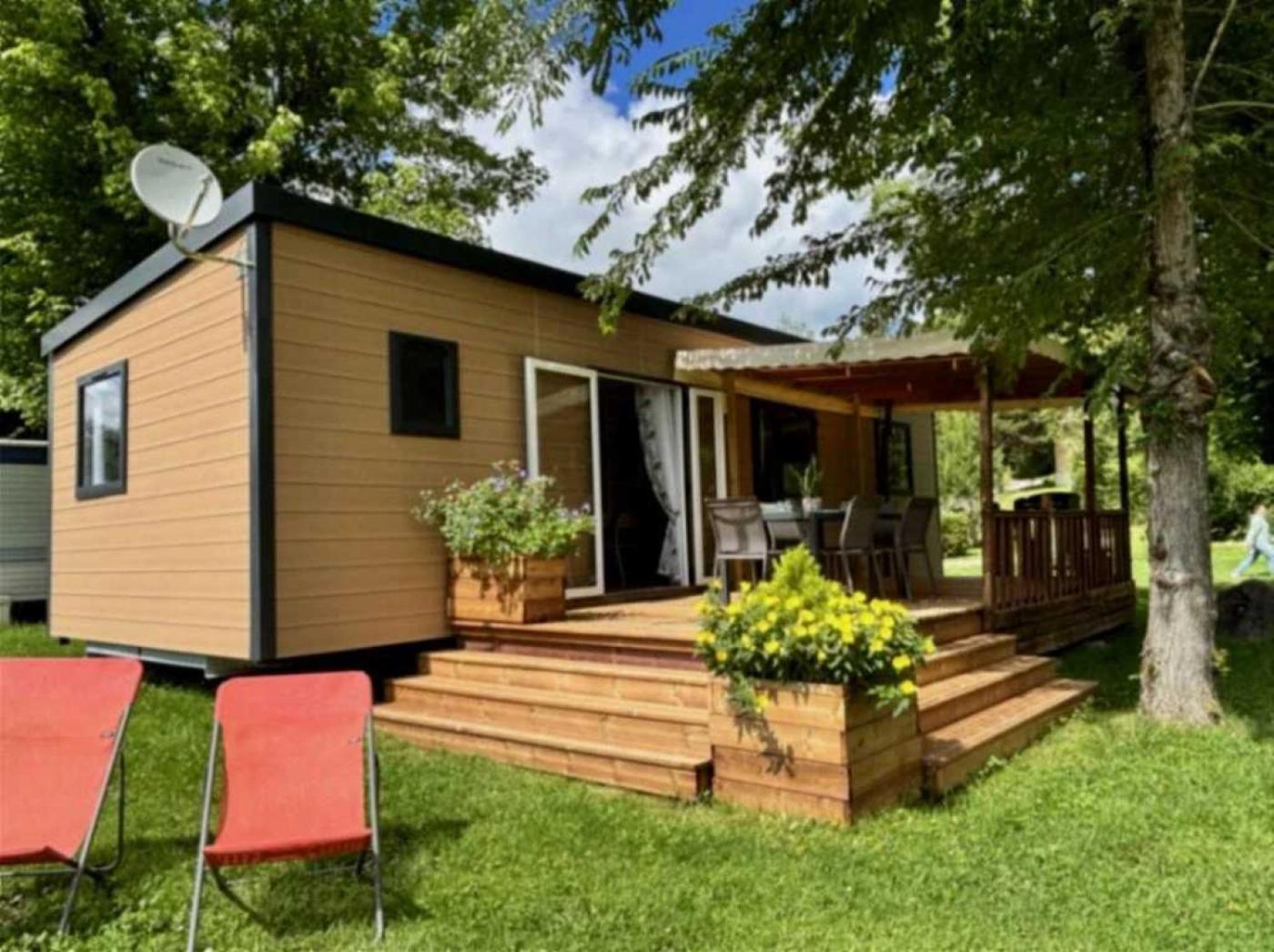 Camping - Piscine - Ccbaieb Montjoie-en-Couserans Extérieur photo